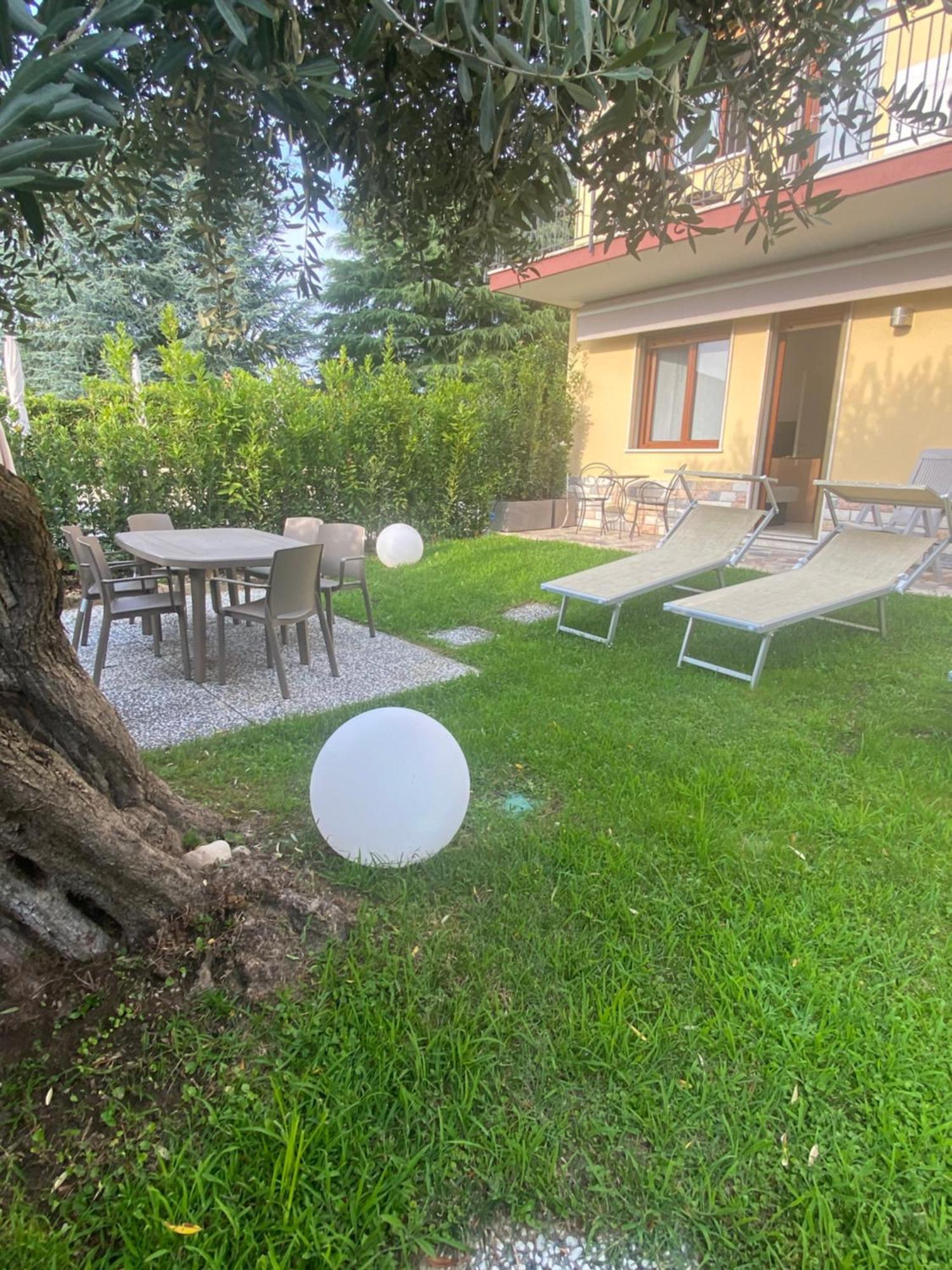 Appartamenti Hera Lazise Exteriér fotografie