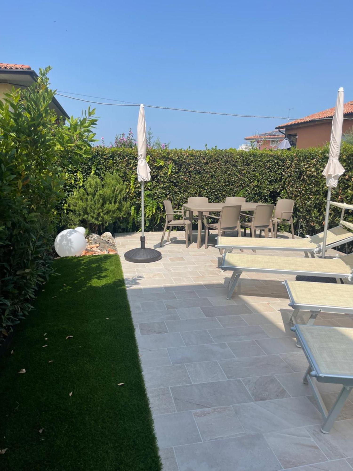 Appartamenti Hera Lazise Exteriér fotografie
